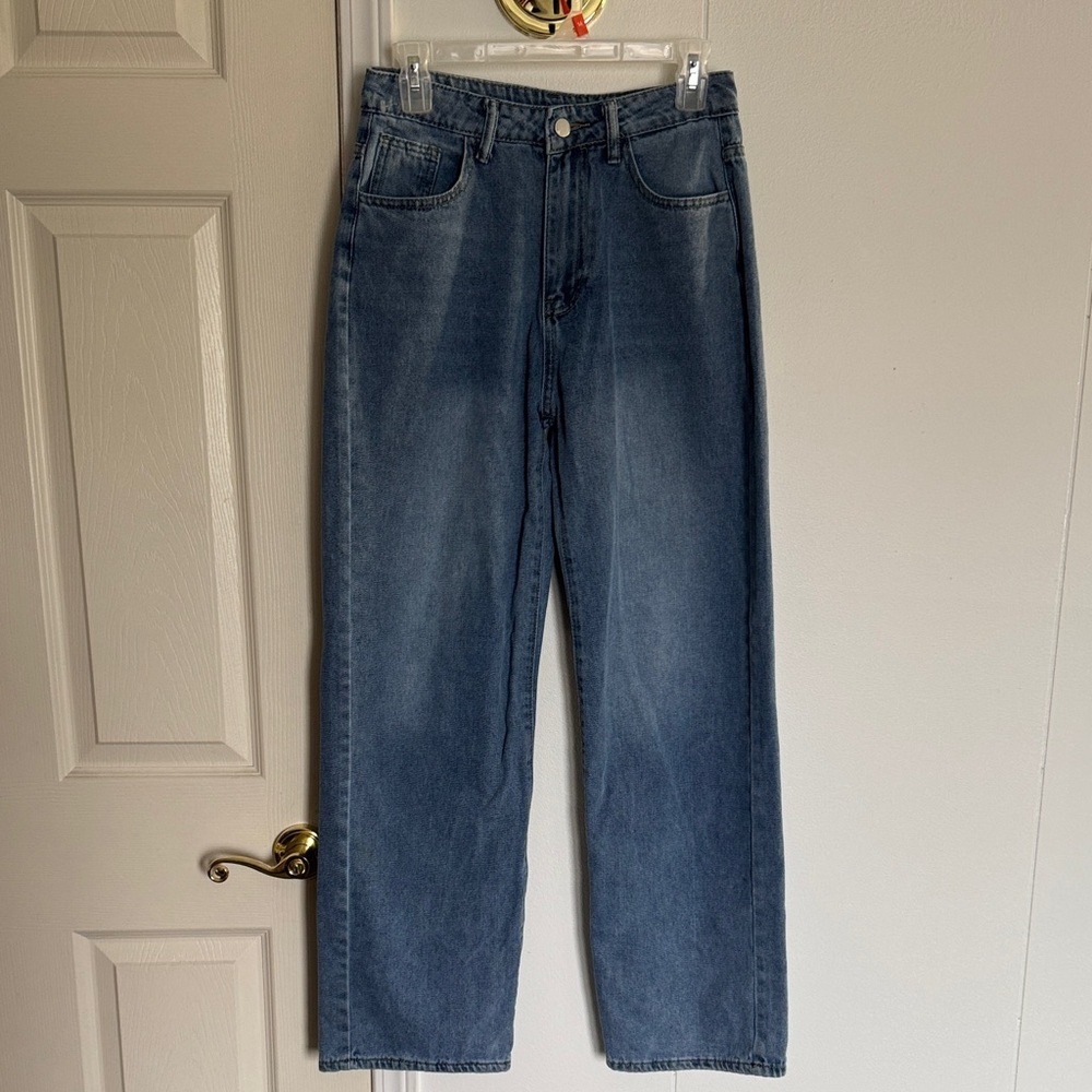 Women's Straight Leg Blue Jeans